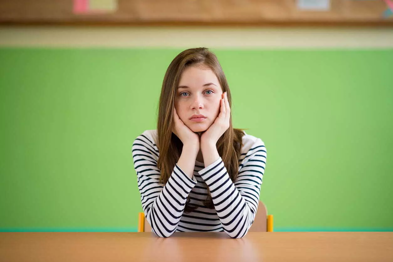 Ado-démotivé-convertio